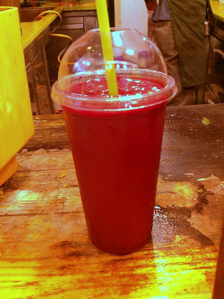 IMAG3101.jpg I took the Asai drink with dates, mango and pomegranate juice (20 NIS for the big cup).
