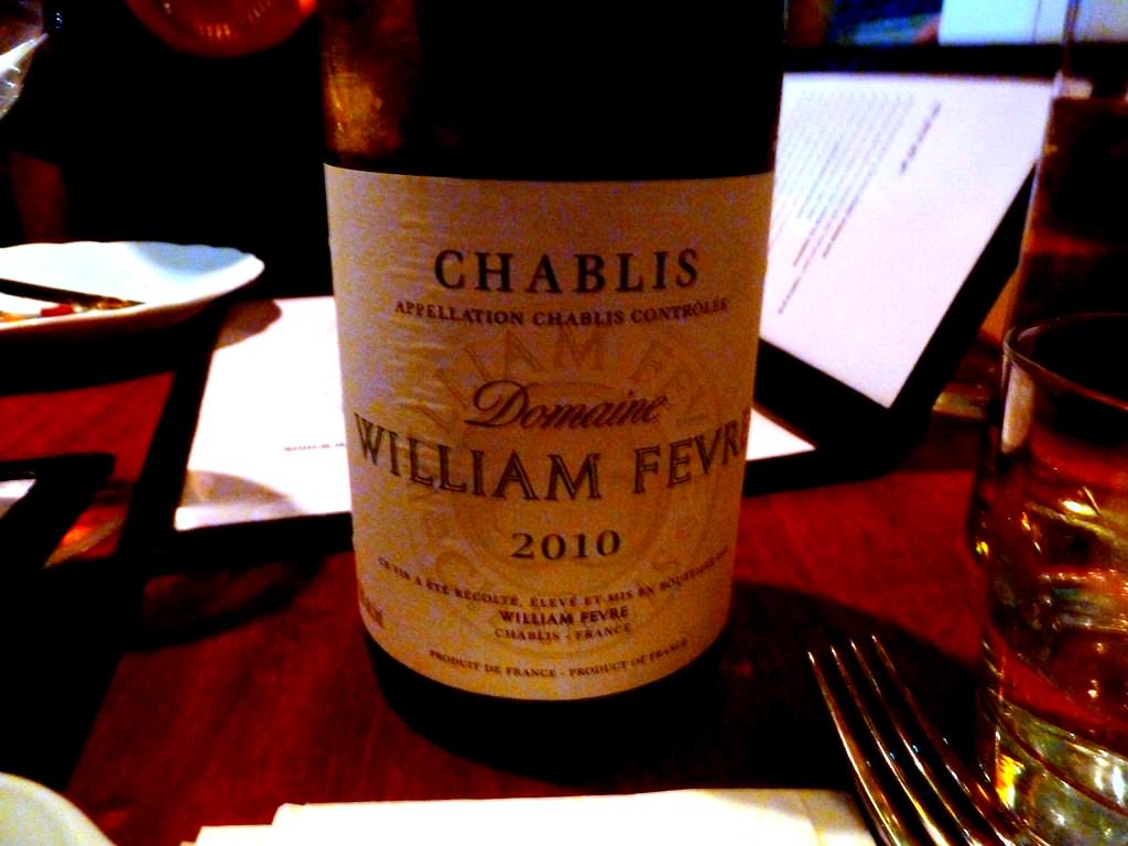 P1200852.JPG French Chablis Domain William Fevre, 2010 and the Israeli Lewinsohn Garage de Papa Blanc 2011.