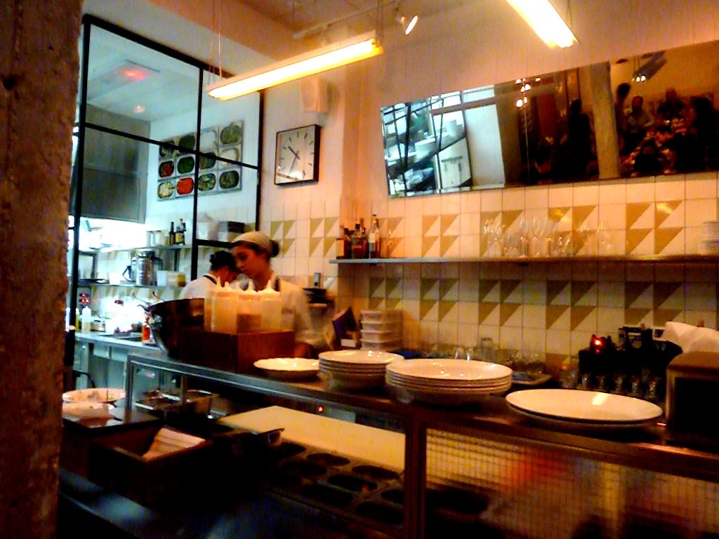 P1200861.JPG The cold kitchen outside in the dinning room, the decor is industrial style but not overwealming