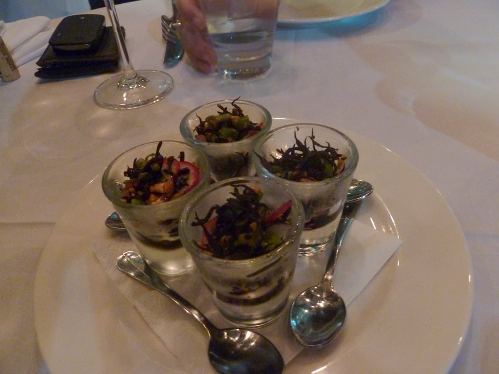 P1210125.JPG A little complementary amuse bouche to begin with. There was seaweed, soy sauce, radishes. We liked the gesture. A weird combination and a bit too salty.