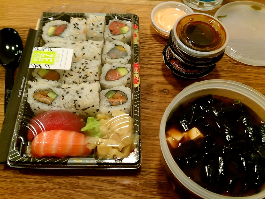 Natural Blue combination with a salad or a soup (57 NIS)