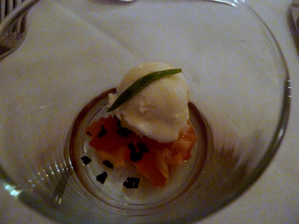 Pallet cleanser: Yuzu sorbet on candied citrus peel, licorice and sage. The citrus flavor dominated and it was on the sweet side. The only dislike was the licorice - for me it didn't add.