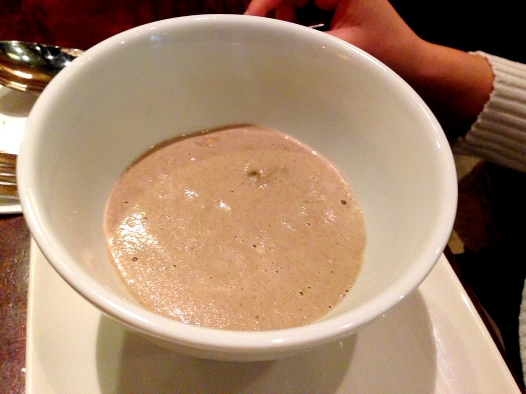 Mushroom soup with onions, dried figs, Shata pepper and Truffle.
