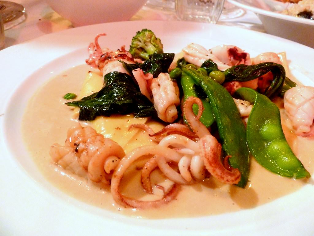 Calamari with white butter sauce, crab meat and pasta leaf (76 NIS). I saw this dish arriving at our neighbors table and had to take it too. It was the best dish of the meal in my opinion even though we could not find the crab meat. The sauce was well made, the fresh pasta and seasonal green vegetables not over cooked, still a bit crispy. Inspiring.