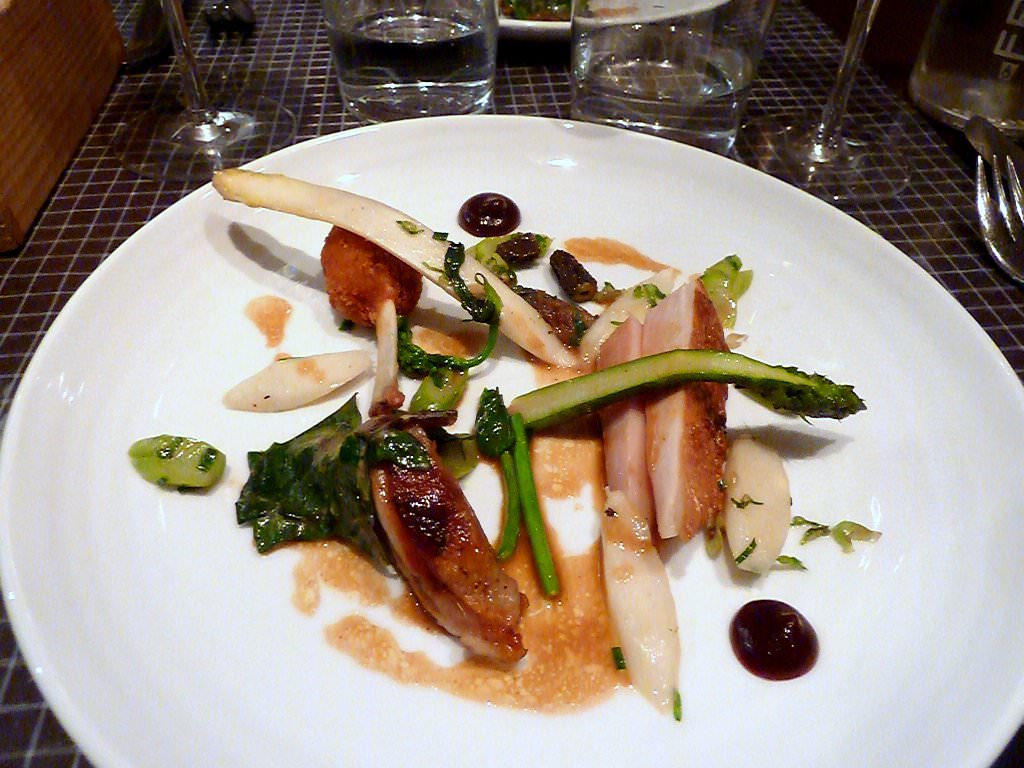 Three variations of chicken: breast, thigh and a fried chicken ball "on the bone", white raw asparagus and cooked green asparagus, Morel and Tariaki sauce. Nicely cooked and put together, I didn't care for the Tariaki sauce.