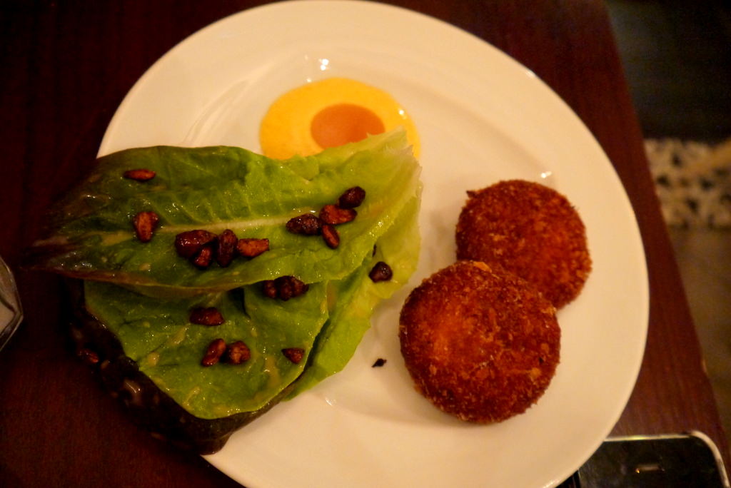 Crispy Lamb: Apricot Yogurt, Lettuce, Walnut Vinaigrette, Bone Marrow, Pistachio (29 ILS).
