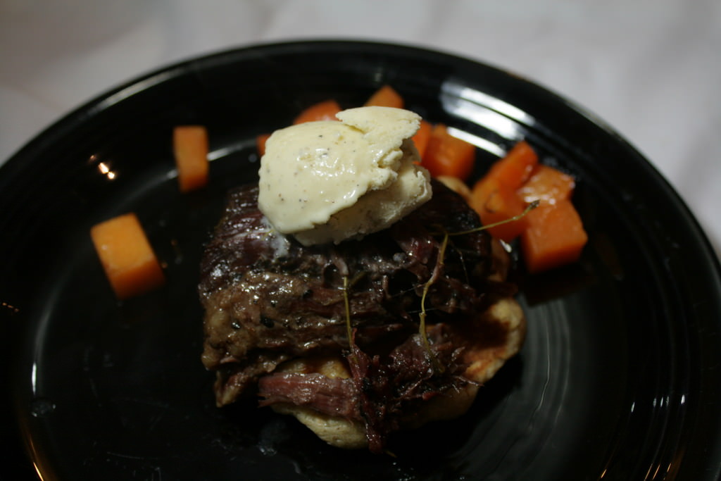 Slow cooked veal cheek, "Liege" waffle, red wine and veal jus, root vegetables, cardamom ice cream